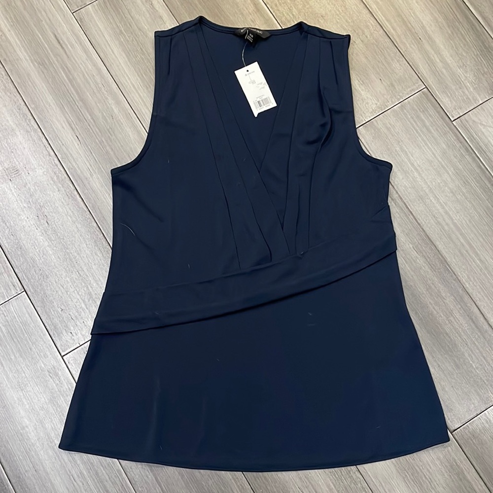 Banana Republic pleated top NWT